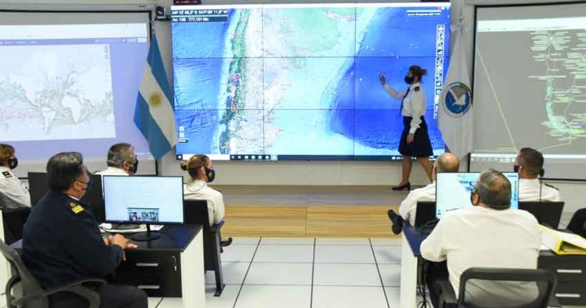 Central de operaciones de la Armada Argentina renovada por EXO